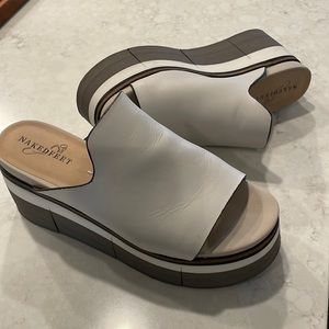 Naked Feet Flow In Mist Leather Platform Slide Sandal